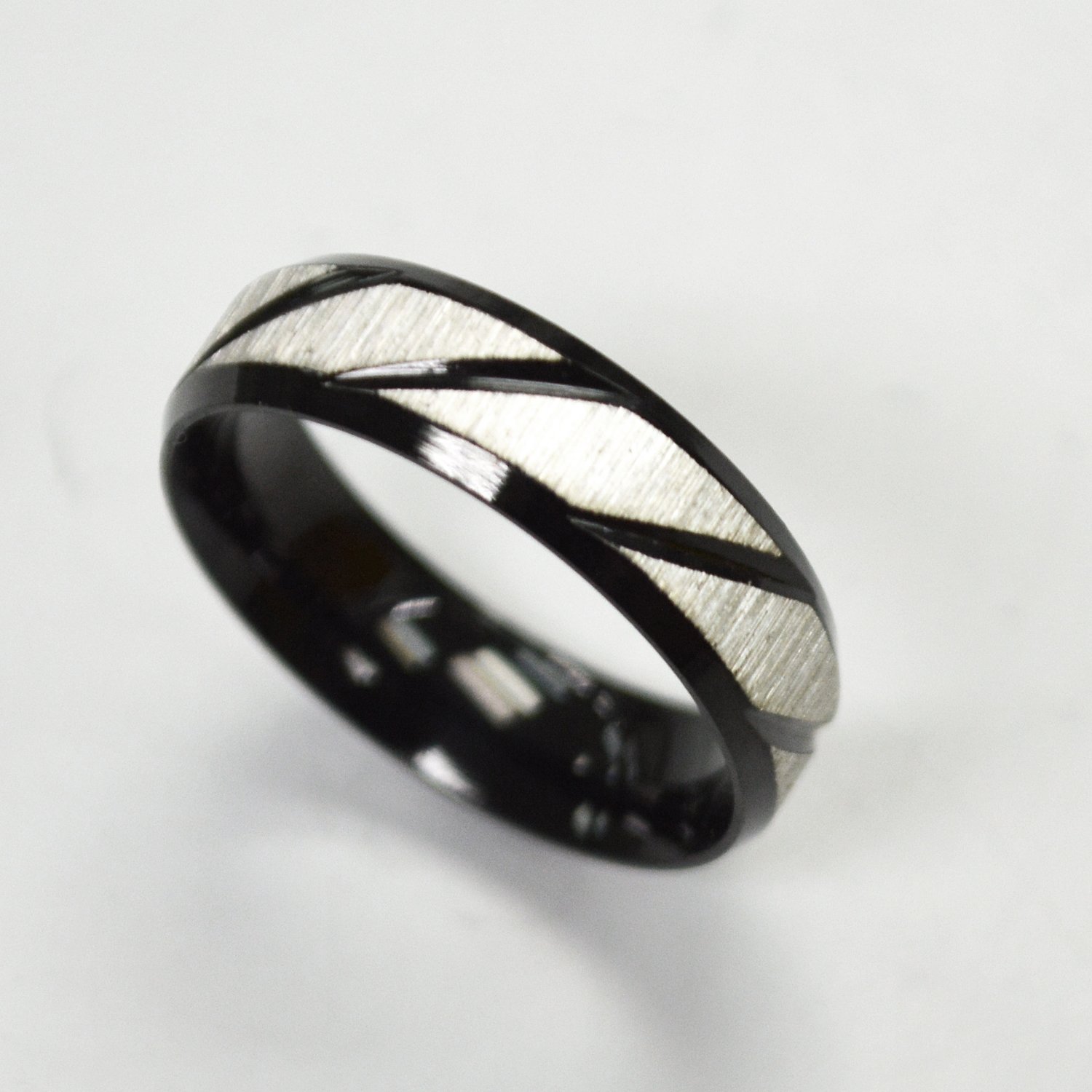 2 Tone Black Plated Glitter Ring  81-1403