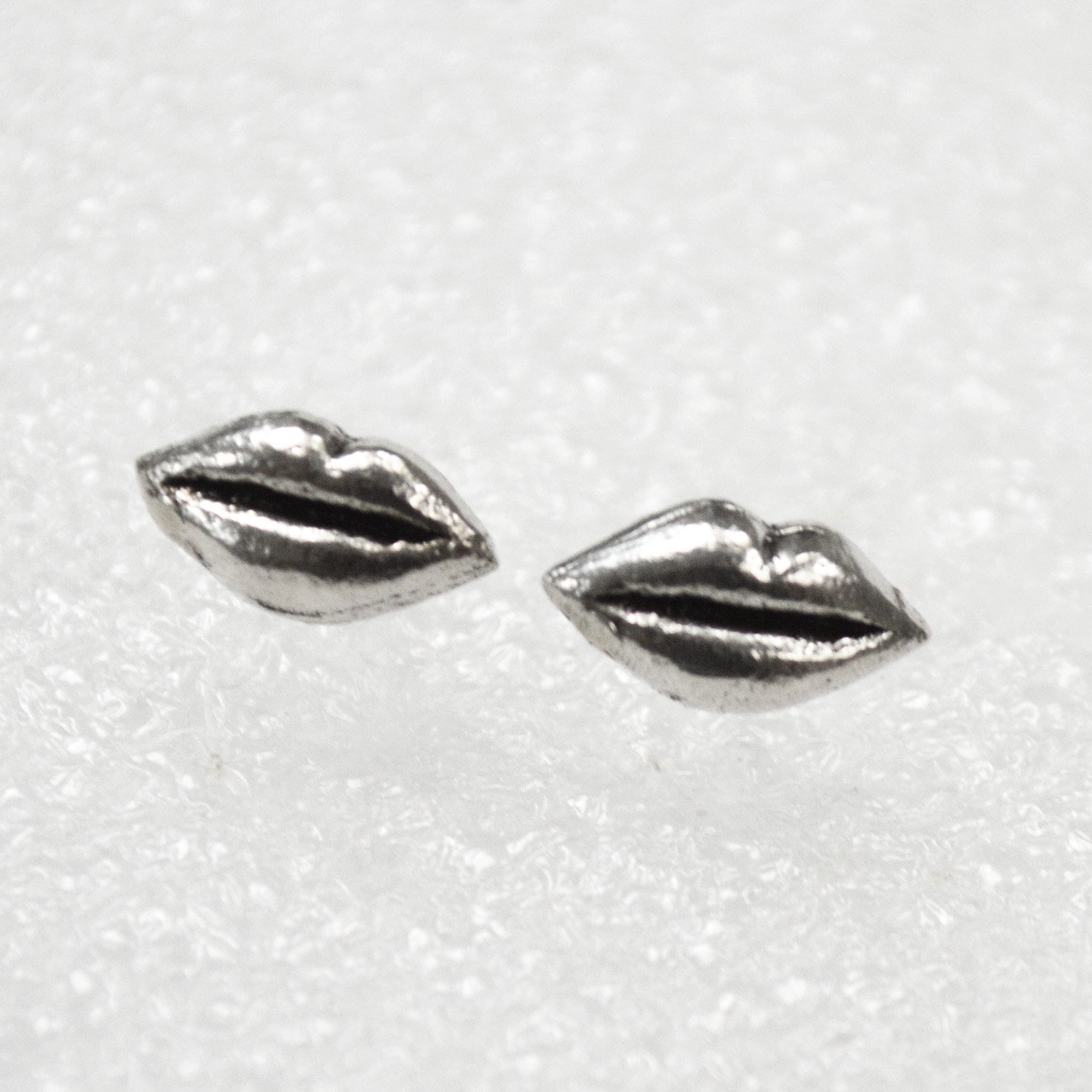 Lips Stud Earring Sterling Silver 53-5207