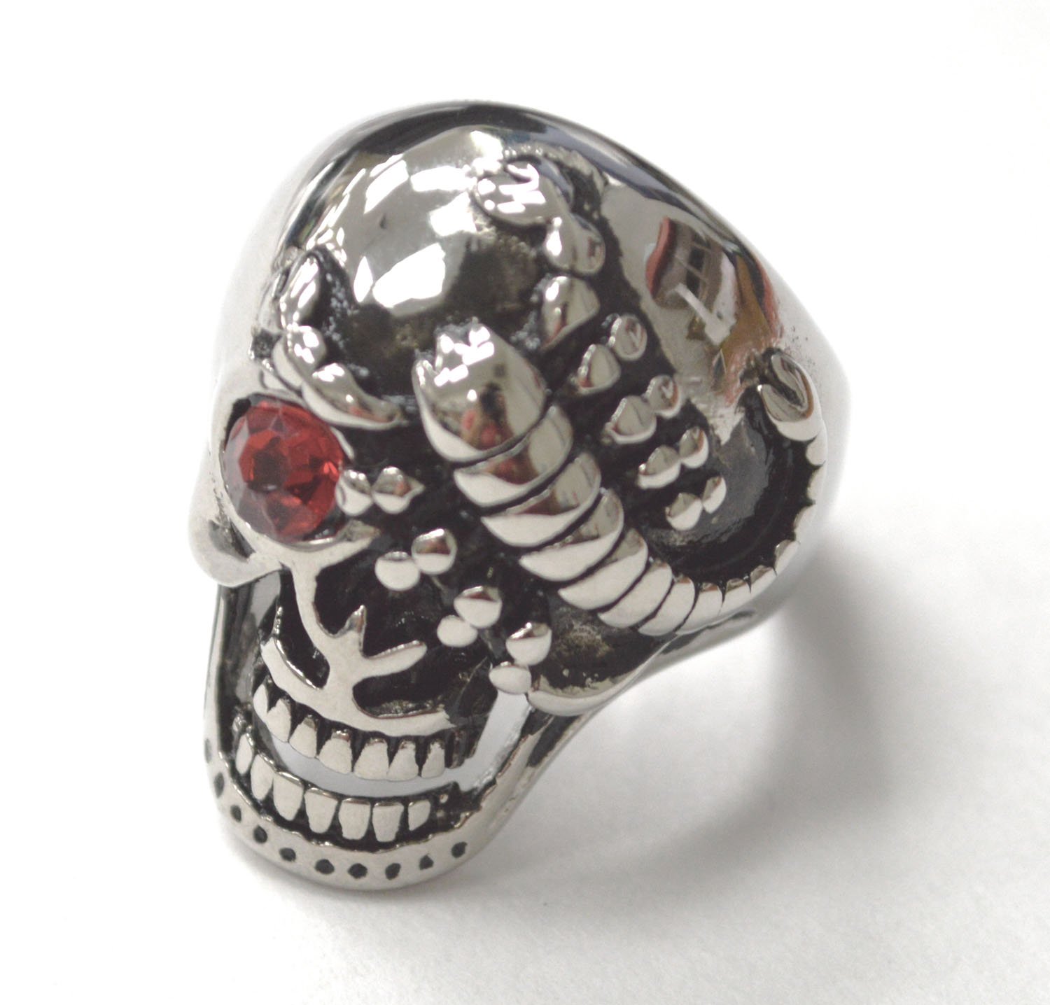 One Red Eye Skull Ring 81-1656