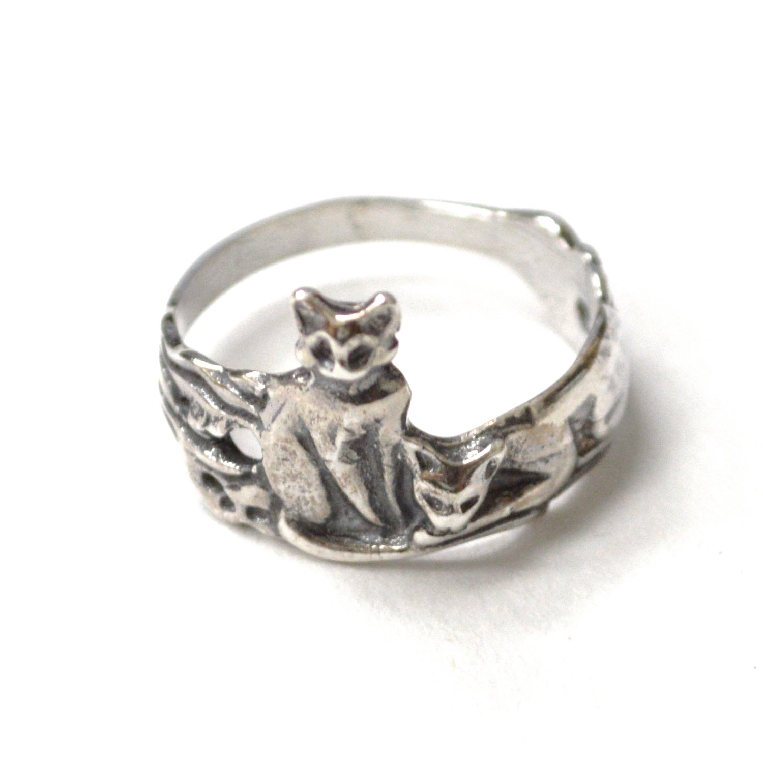 Sitting Cat Sterling Silver Ring 51-3071