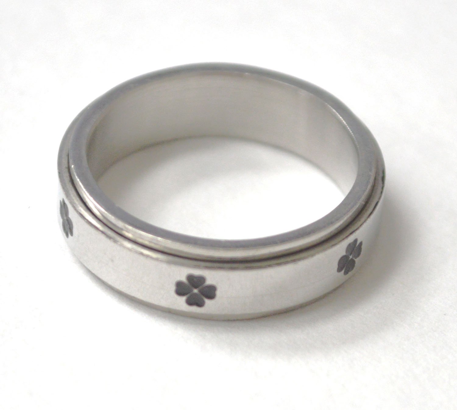 Clover Leaf Spinner Stainless Steel Ring 81-1639S