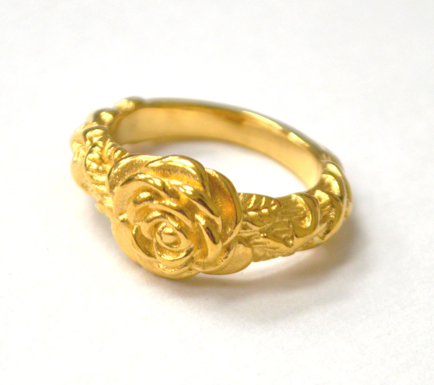Rose Bud Gold IP Plated Ring 81-1602G